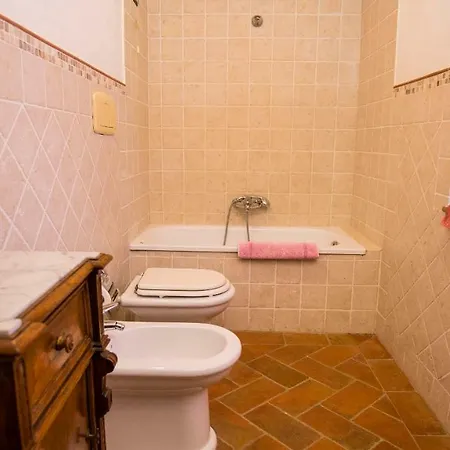 La Stalla Casa de Campo Acquaviva (Poggibonsi)